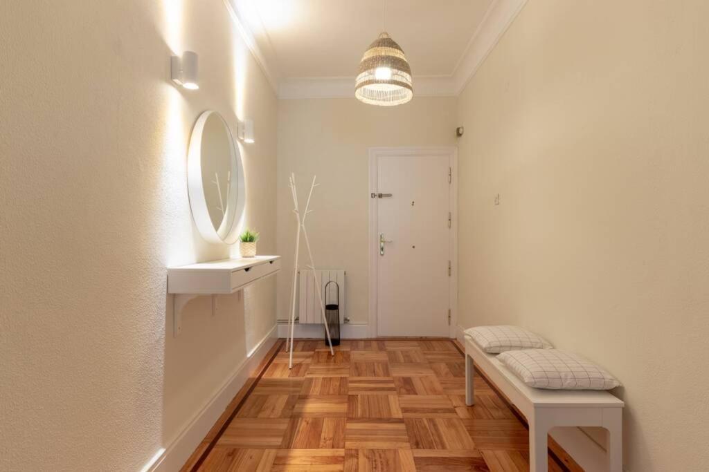 Apartamento ACOGEDOR Y SOLEADO en el CENTRO by ALOHA Bilbao Exterior foto